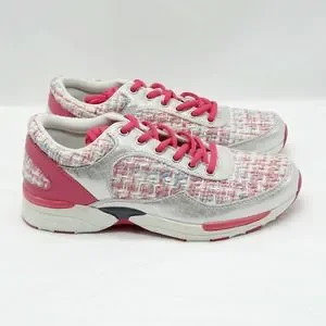 Qupid Sneakers Womens Size 6 Pink Plaid Athletic Shoes Low Top